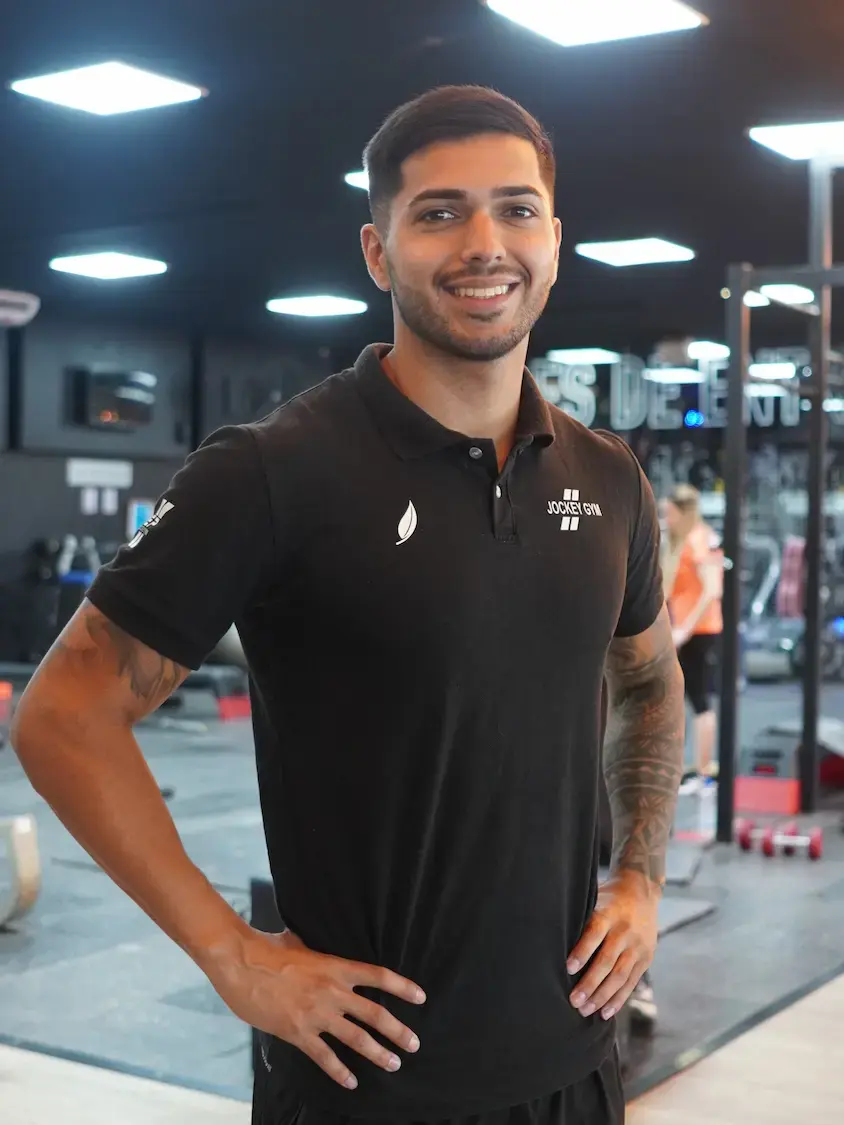 Entrenador Leonel Ayusa
